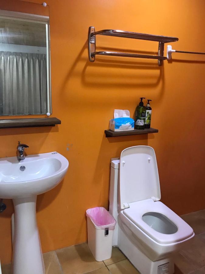 Pisces Youth Hostel T'ai-tung Buitenkant foto