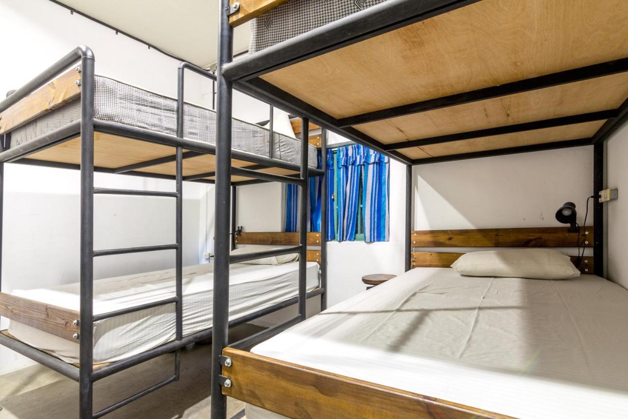 Pisces Youth Hostel T'ai-tung Buitenkant foto