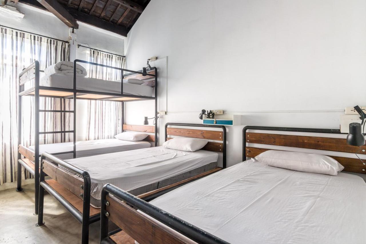 Pisces Youth Hostel T'ai-tung Buitenkant foto